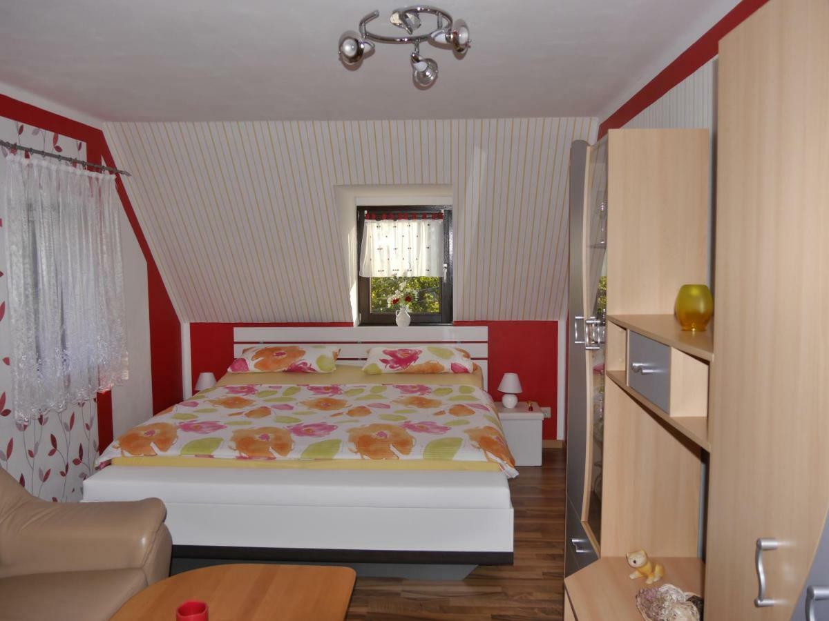 Ferienwohnung Hesse Am Wachberg Saupsdorf Eksteriør billede